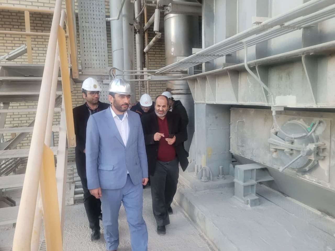 بازدید مهندس بابک اشجع، مدیرعامل شرکت متمم از کارخانه آهک هیدراته اهر (تصاویر)